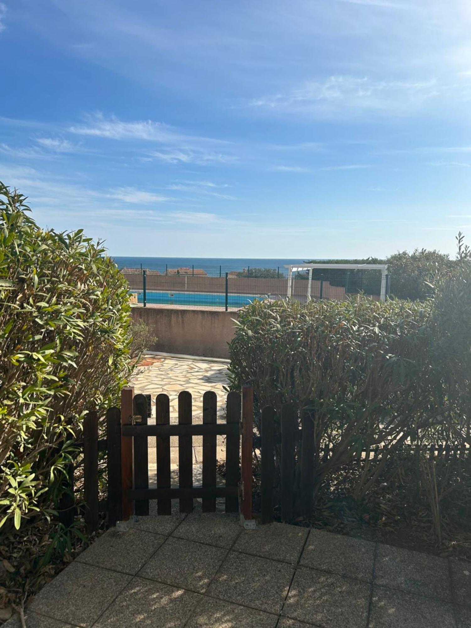 La Maison Du Bonheur Les Eaux Vives 1 Saint-Pierre-la-Mer  Bagian luar foto